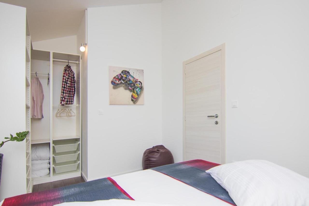 Apartments Aki Malinska Ngoại thất bức ảnh
