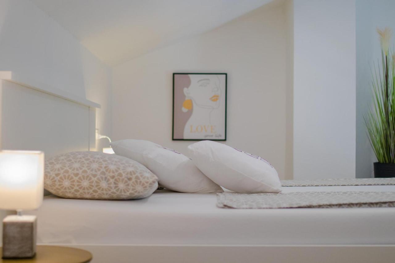 Apartments Aki Malinska Ngoại thất bức ảnh